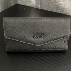 NWOT GUESS Charcoal Folded Envelope Wallet